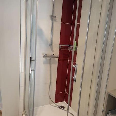 Charmant 2 Pieces A Aubenas 2Etoiles Apartment Екстериор снимка