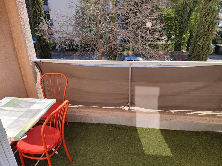 Charmant 2 Pieces A Aubenas 2Etoiles Apartment Екстериор снимка