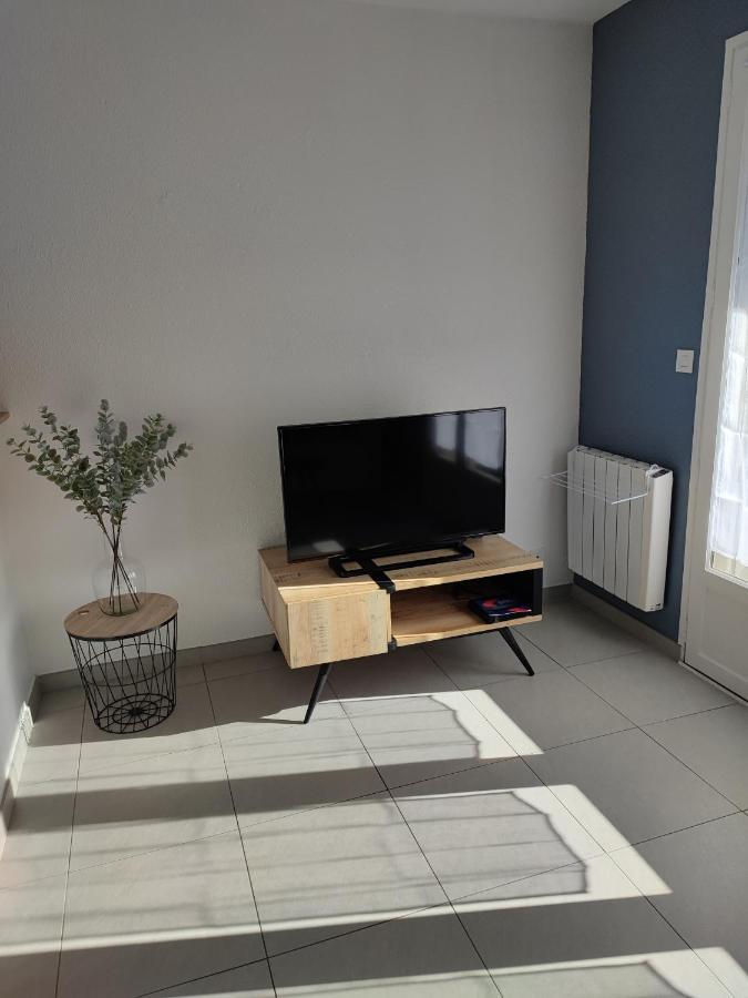 Charmant 2 Pieces A Aubenas 2Etoiles Apartment Екстериор снимка